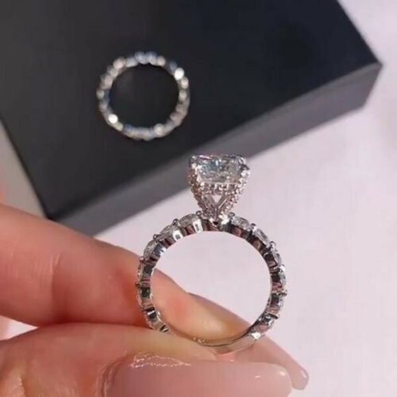 925 Silver White Sapphire Set Ring - Picture 4 of 4